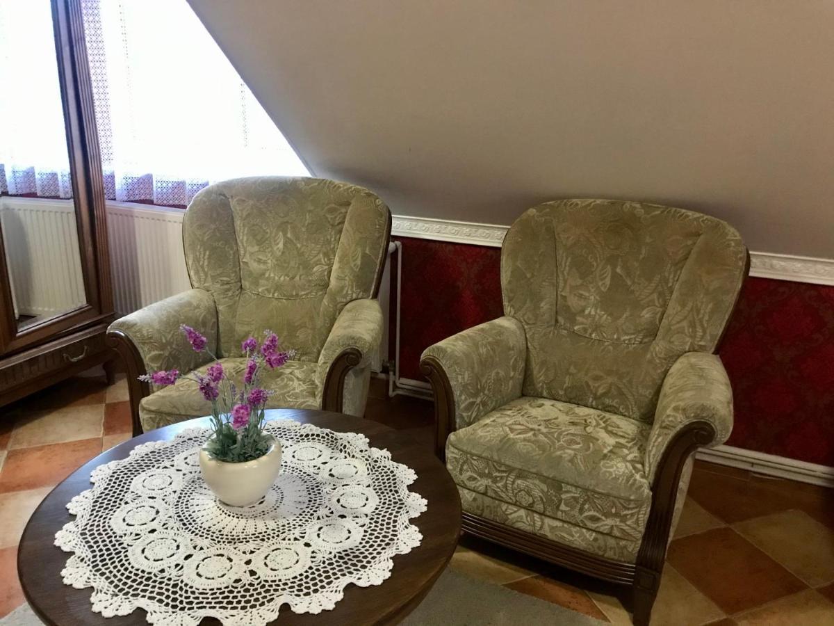Dworek Biala Dama Nieborów Εξωτερικό φωτογραφία