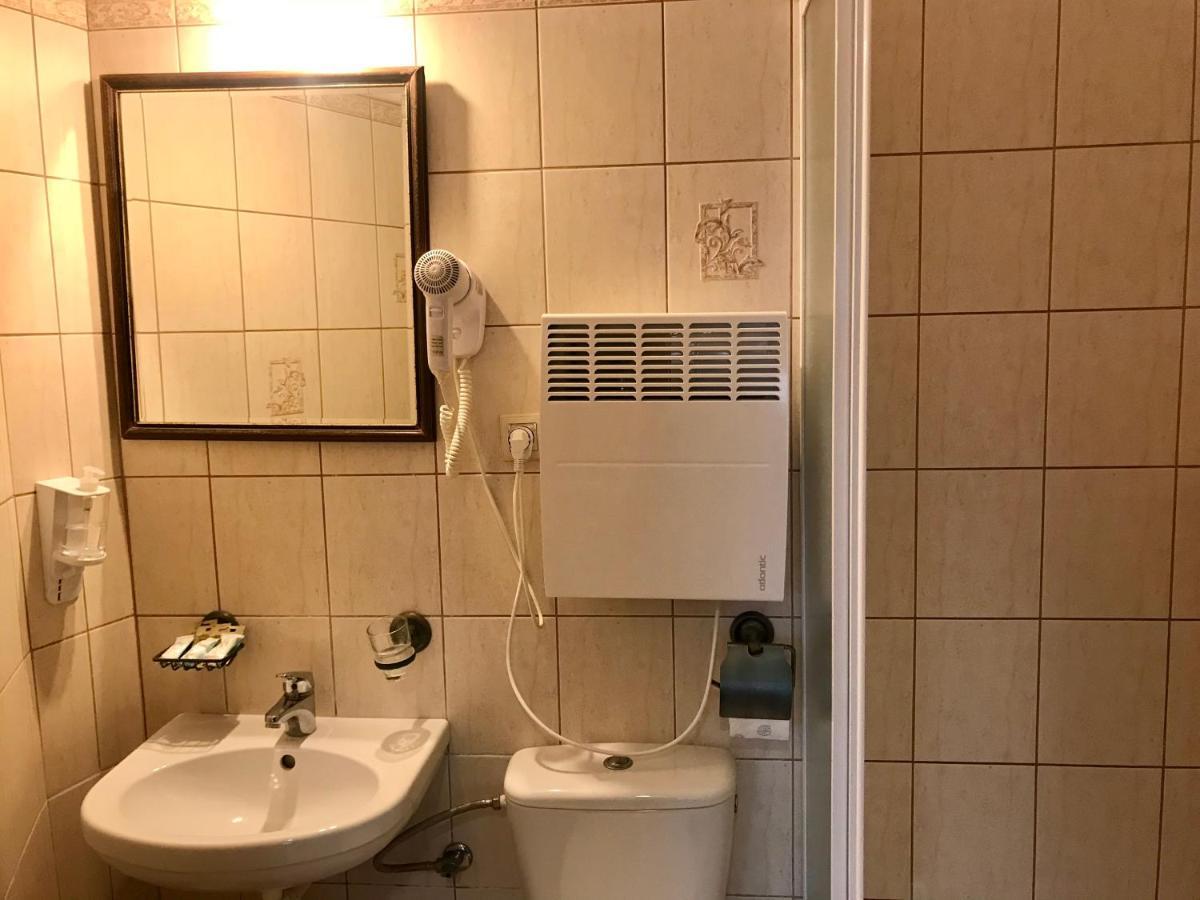 Dworek Biala Dama Nieborów Εξωτερικό φωτογραφία